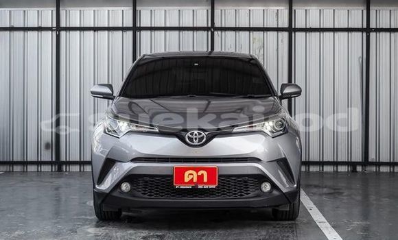 ซื้อ รถมือสอง Toyota C-HR เงิน รถยนต์ ใน %{เมือง} ใน กรุงเทพมหานคร ซื้อ รถมือสอง Toyota C-HR เงิน รถยนต์ ใน %{เมือง} ใน กรุงเทพมหานคร