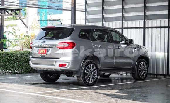 ซื้อ รถมือสอง Ford Everest เงิน รถยนต์ ใน %{เมือง} ใน กรุงเทพมหานคร ซื้อ รถมือสอง Ford Everest เงิน รถยนต์ ใน %{เมือง} ใน กรุงเทพมหานคร