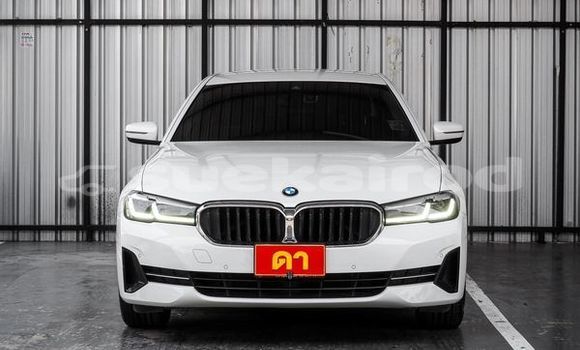 ซื้อ รถมือสอง BMW 5–Series ขาว รถยนต์ ใน %{เมือง} ใน กรุงเทพมหานคร ซื้อ รถมือสอง BMW 5–Series ขาว รถยนต์ ใน %{เมือง} ใน กรุงเทพมหานคร