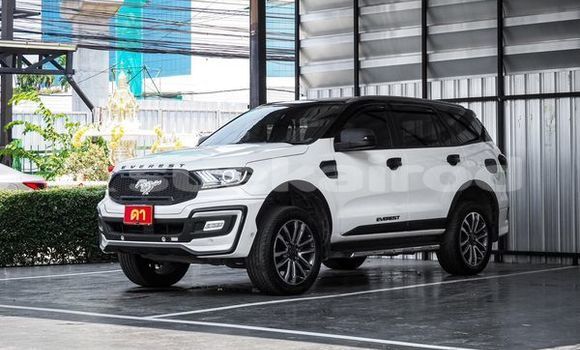 Buy Used Ford Everest White Car in Bangkok in Bangkok