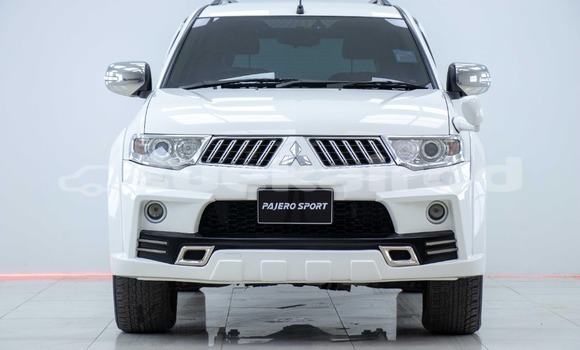 Buy Used Mitsubishi Pajero Sport White Car in Bangkok in Bangkok Buy Used Mitsubishi Pajero Sport White Car in Bangkok in Bangkok