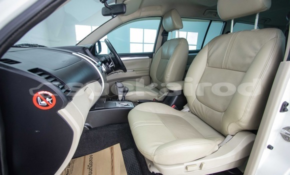 Buy Used Mitsubishi Pajero Sport White Car in Bangkok in Bangkok Buy Used Mitsubishi Pajero Sport White Car in Bangkok in Bangkok