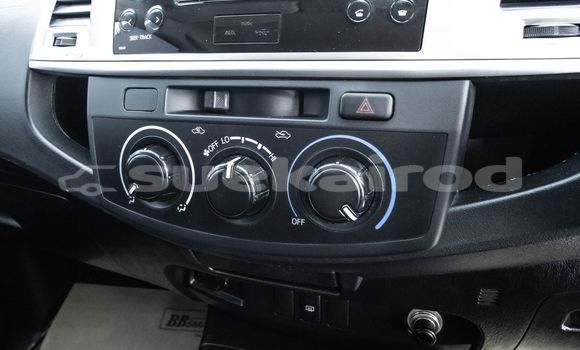 ซื้อ รถมือสอง Toyota Hiluxe VIGO ขาว รถยนต์ ใน %{เมือง} ใน กรุงเทพมหานคร ซื้อ รถมือสอง Toyota Hiluxe VIGO ขาว รถยนต์ ใน %{เมือง} ใน กรุงเทพมหานคร