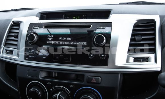 ซื้อ รถมือสอง Toyota Hiluxe VIGO ขาว รถยนต์ ใน %{เมือง} ใน กรุงเทพมหานคร ซื้อ รถมือสอง Toyota Hiluxe VIGO ขาว รถยนต์ ใน %{เมือง} ใน กรุงเทพมหานคร