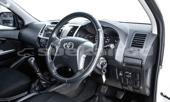 ซื้อ รถมือสอง Toyota Hiluxe VIGO ขาว รถยนต์ ใน %{เมือง} ใน กรุงเทพมหานคร ซื้อ รถมือสอง Toyota Hiluxe VIGO ขาว รถยนต์ ใน %{เมือง} ใน กรุงเทพมหานคร