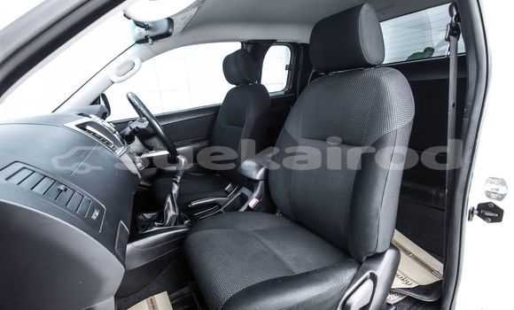 ซื้อ รถมือสอง Toyota Hiluxe VIGO ขาว รถยนต์ ใน %{เมือง} ใน กรุงเทพมหานคร ซื้อ รถมือสอง Toyota Hiluxe VIGO ขาว รถยนต์ ใน %{เมือง} ใน กรุงเทพมหานคร