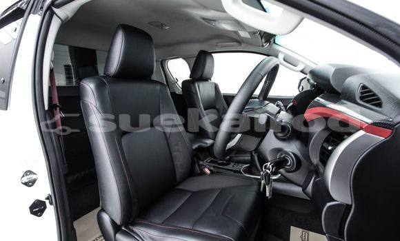 ซื้อ รถมือสอง Toyota Hiluxe Revo ขาว รถยนต์ ใน %{เมือง} ใน กรุงเทพมหานคร ซื้อ รถมือสอง Toyota Hiluxe Revo ขาว รถยนต์ ใน %{เมือง} ใน กรุงเทพมหานคร