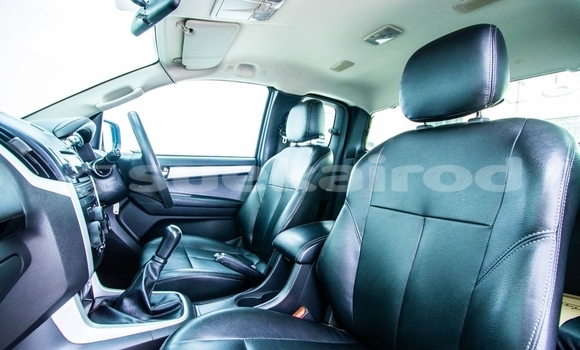 Buy Used Isuzu D-Max Blue Car in Bangkok in Bangkok Buy Used Isuzu D-Max Blue Car in Bangkok in Bangkok