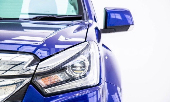 Buy Used Isuzu D-Max Blue Car in Bangkok in Bangkok Buy Used Isuzu D-Max Blue Car in Bangkok in Bangkok