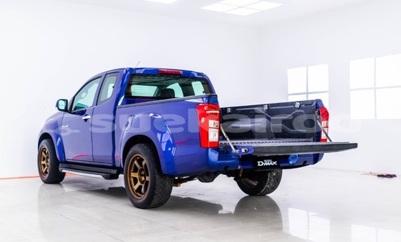 Buy Used Isuzu D-Max Blue Car in Bangkok in Bangkok Buy Used Isuzu D-Max Blue Car in Bangkok in Bangkok