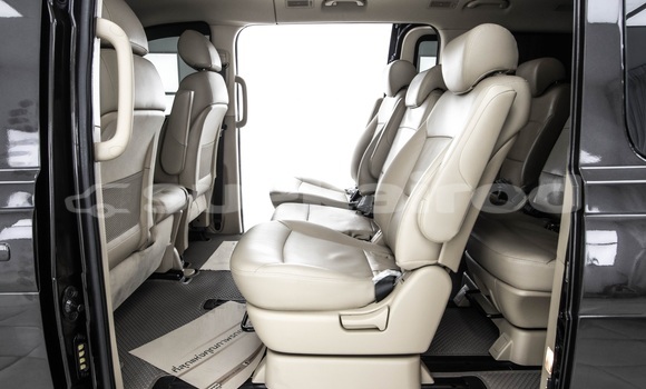 ซื้อ รถมือสอง Hyundai H1 สีน้ำตาล รถยนต์ ใน %{เมือง} ใน กรุงเทพมหานคร ซื้อ รถมือสอง Hyundai H1 สีน้ำตาล รถยนต์ ใน %{เมือง} ใน กรุงเทพมหานคร