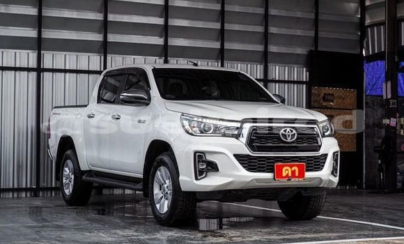 ซื้อ รถมือสอง Toyota Hiluxe Revo ขาว รถยนต์ ใน %{เมือง} ใน กรุงเทพมหานคร ซื้อ รถมือสอง Toyota Hiluxe Revo ขาว รถยนต์ ใน %{เมือง} ใน กรุงเทพมหานคร