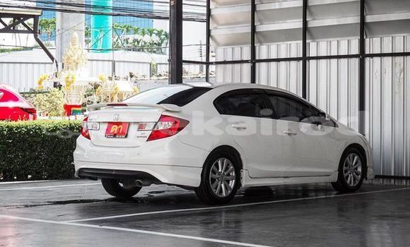 ซื้อ รถมือสอง Honda Civic ขาว รถยนต์ ใน %{เมือง} ใน กรุงเทพมหานคร ซื้อ รถมือสอง Honda Civic ขาว รถยนต์ ใน %{เมือง} ใน กรุงเทพมหานคร