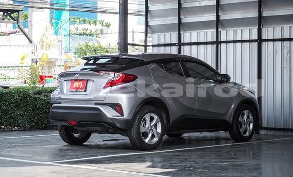 ซื้อ รถมือสอง Toyota C-HR เงิน รถยนต์ ใน %{เมือง} ใน กรุงเทพมหานคร ซื้อ รถมือสอง Toyota C-HR เงิน รถยนต์ ใน %{เมือง} ใน กรุงเทพมหานคร