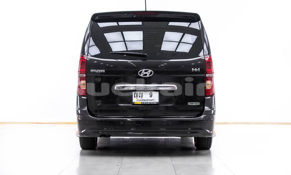 ซื้อ รถมือสอง Hyundai H1 สีน้ำตาล รถยนต์ ใน %{เมือง} ใน กรุงเทพมหานคร ซื้อ รถมือสอง Hyundai H1 สีน้ำตาล รถยนต์ ใน %{เมือง} ใน กรุงเทพมหานคร