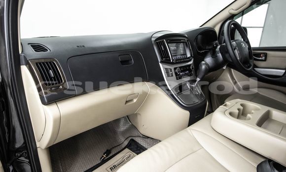 ซื้อ รถมือสอง Hyundai H1 สีน้ำตาล รถยนต์ ใน %{เมือง} ใน กรุงเทพมหานคร ซื้อ รถมือสอง Hyundai H1 สีน้ำตาล รถยนต์ ใน %{เมือง} ใน กรุงเทพมหานคร