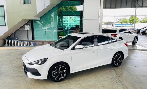 Buy Used MG 5 White Car in Bangkok in Bangkok