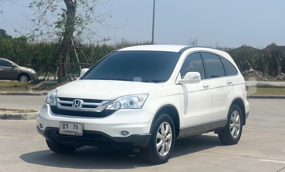 Buy Used Honda CR-V White Car in Bangkok in Bangkok