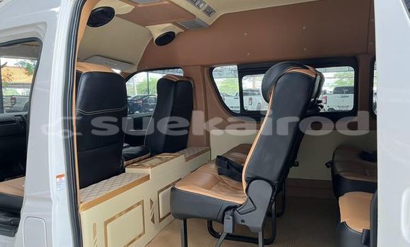 ซื้อ รถมือสอง Toyota Commuter ขาว รถยนต์ ใน %{เมือง} ใน พระนครศรีอยุธยา ซื้อ รถมือสอง Toyota Commuter ขาว รถยนต์ ใน %{เมือง} ใน พระนครศรีอยุธยา