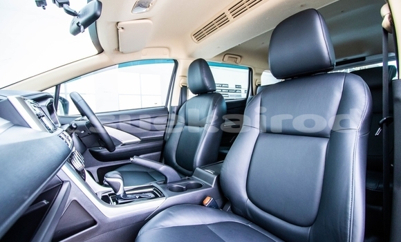 Buy Used Mitsubishi Xpander White Car in Bangkok in Bangkok Buy Used Mitsubishi Xpander White Car in Bangkok in Bangkok