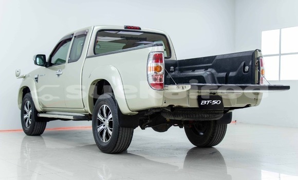 ซื้อ รถมือสอง Mazda BT-50 สีน้ำตาล รถยนต์ ใน %{เมือง} ใน กรุงเทพมหานคร ซื้อ รถมือสอง Mazda BT-50 สีน้ำตาล รถยนต์ ใน %{เมือง} ใน กรุงเทพมหานคร