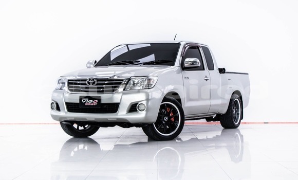 Buy Used Toyota Vigo Silver Car in Bangkok in Bangkok