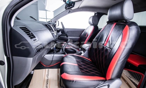 Buy Used Toyota Vigo Silver Car in Bangkok in Bangkok Buy Used Toyota Vigo Silver Car in Bangkok in Bangkok