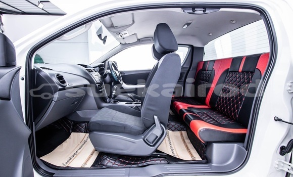 Buy Used Mazda BT-50 White Car in Bangkok in Bangkok Buy Used Mazda BT-50 White Car in Bangkok in Bangkok