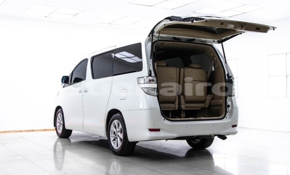 Buy Used Toyota Vellfire White Car in Bangkok in Bangkok Buy Used Toyota Vellfire White Car in Bangkok in Bangkok