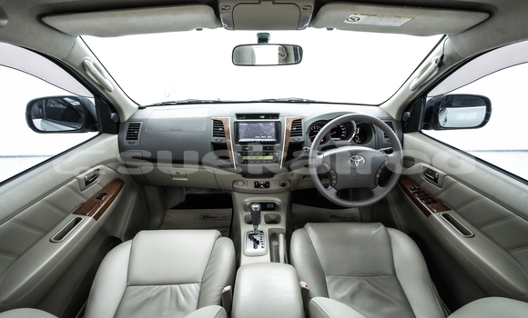 ซื้อ รถมือสอง Toyota Fortuner สีน้ำตาล รถยนต์ ใน %{เมือง} ใน กรุงเทพมหานคร ซื้อ รถมือสอง Toyota Fortuner สีน้ำตาล รถยนต์ ใน %{เมือง} ใน กรุงเทพมหานคร