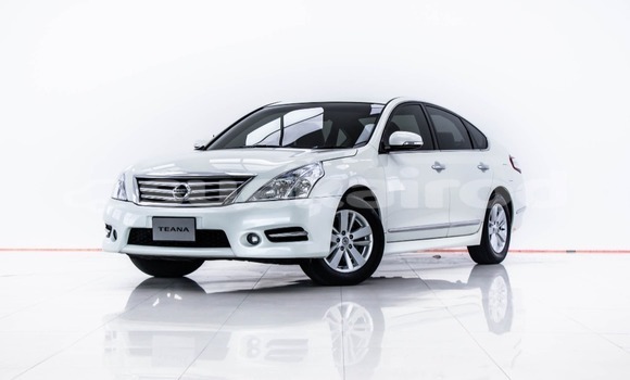 ซื้อ รถมือสอง Nissan Teana ขาว รถยนต์ ใน %{เมือง} ใน กรุงเทพมหานคร
