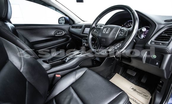 ซื้อ รถมือสอง Honda HR-V สีน้ำเงิน รถยนต์ ใน %{เมือง} ใน กรุงเทพมหานคร ซื้อ รถมือสอง Honda HR-V สีน้ำเงิน รถยนต์ ใน %{เมือง} ใน กรุงเทพมหานคร