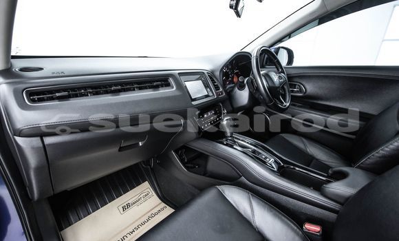 ซื้อ รถมือสอง Honda HR-V สีน้ำเงิน รถยนต์ ใน %{เมือง} ใน กรุงเทพมหานคร ซื้อ รถมือสอง Honda HR-V สีน้ำเงิน รถยนต์ ใน %{เมือง} ใน กรุงเทพมหานคร