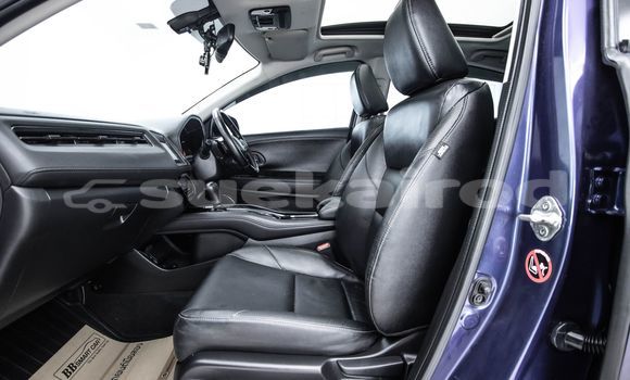 ซื้อ รถมือสอง Honda HR-V สีน้ำเงิน รถยนต์ ใน %{เมือง} ใน กรุงเทพมหานคร ซื้อ รถมือสอง Honda HR-V สีน้ำเงิน รถยนต์ ใน %{เมือง} ใน กรุงเทพมหานคร