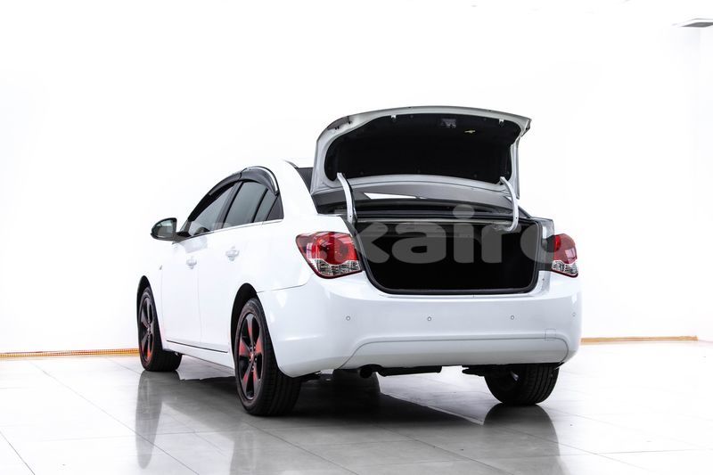 Big with watermark chevrolet cruze bangkok bangkok 62022