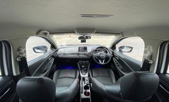 ซื้อ รถมือสอง Mazda 2 ขาว รถยนต์ ใน %{เมือง} ใน กรุงเทพมหานคร ซื้อ รถมือสอง Mazda 2 ขาว รถยนต์ ใน %{เมือง} ใน กรุงเทพมหานคร