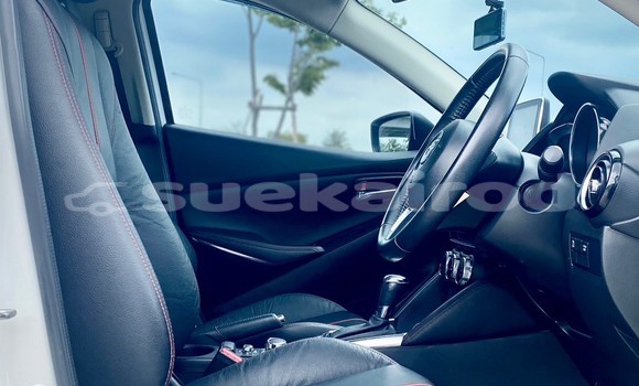 ซื้อ รถมือสอง Mazda 2 ขาว รถยนต์ ใน %{เมือง} ใน กรุงเทพมหานคร ซื้อ รถมือสอง Mazda 2 ขาว รถยนต์ ใน %{เมือง} ใน กรุงเทพมหานคร