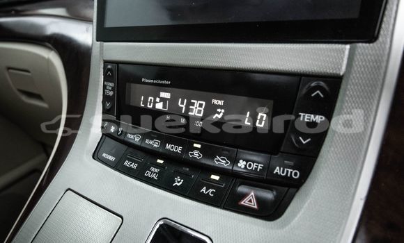 ซื้อ รถมือสอง Toyota Vellfire ขาว รถยนต์ ใน %{เมือง} ใน กรุงเทพมหานคร ซื้อ รถมือสอง Toyota Vellfire ขาว รถยนต์ ใน %{เมือง} ใน กรุงเทพมหานคร