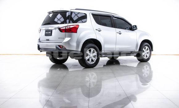 Buy Used Isuzu MU-X Other Car in Bangkok in Bangkok Buy Used Isuzu MU-X Other Car in Bangkok in Bangkok