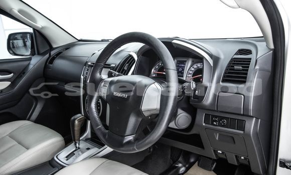 Buy Used Isuzu MU-X Other Car in Bangkok in Bangkok Buy Used Isuzu MU-X Other Car in Bangkok in Bangkok