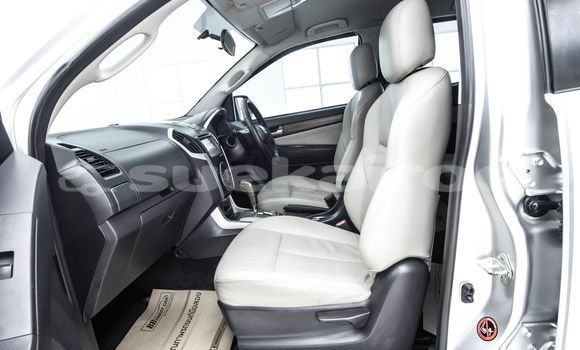 Buy Used Isuzu MU-X Other Car in Bangkok in Bangkok Buy Used Isuzu MU-X Other Car in Bangkok in Bangkok