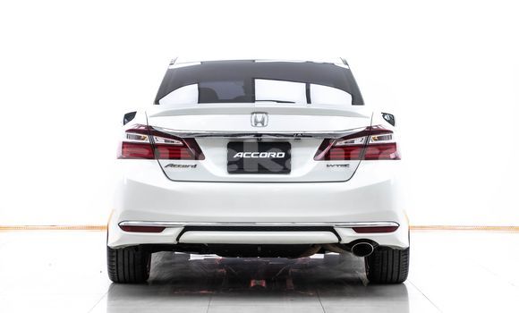 ซื้อ รถมือสอง Honda Accord ขาว รถยนต์ ใน %{เมือง} ใน กรุงเทพมหานคร ซื้อ รถมือสอง Honda Accord ขาว รถยนต์ ใน %{เมือง} ใน กรุงเทพมหานคร