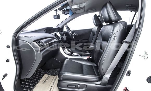 ซื้อ รถมือสอง Honda Accord ขาว รถยนต์ ใน %{เมือง} ใน กรุงเทพมหานคร ซื้อ รถมือสอง Honda Accord ขาว รถยนต์ ใน %{เมือง} ใน กรุงเทพมหานคร