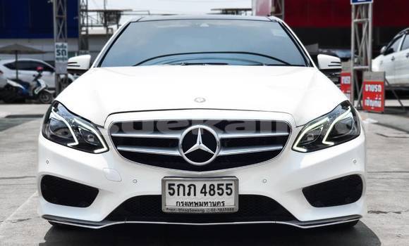 Buy Used Mercedes-Benz E-Classe White Car in Bangkok in Bangkok Buy Used Mercedes-Benz E-Classe White Car in Bangkok in Bangkok
