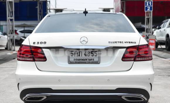 Buy Used Mercedes-Benz E-Classe White Car in Bangkok in Bangkok Buy Used Mercedes-Benz E-Classe White Car in Bangkok in Bangkok