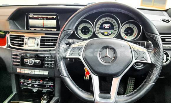 Buy Used Mercedes-Benz E-Classe White Car in Bangkok in Bangkok Buy Used Mercedes-Benz E-Classe White Car in Bangkok in Bangkok