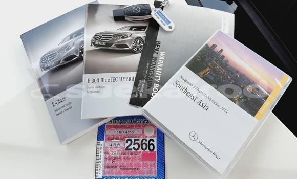 Buy Used Mercedes-Benz E-Classe White Car in Bangkok in Bangkok Buy Used Mercedes-Benz E-Classe White Car in Bangkok in Bangkok