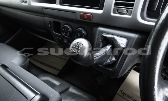 ซื้อ รถมือสอง Toyota Commuter อื่น ๆ รถยนต์ ใน %{เมือง} ใน กรุงเทพมหานคร ซื้อ รถมือสอง Toyota Commuter อื่น ๆ รถยนต์ ใน %{เมือง} ใน กรุงเทพมหานคร