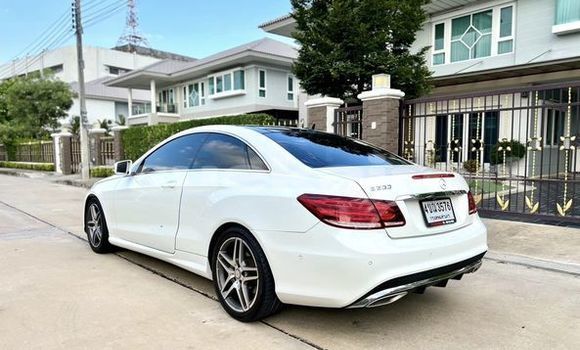 ซื้อ รถมือสอง Mercedes-Benz E200 ขาว รถยนต์ ใน %{เมือง} ใน กรุงเทพมหานคร ซื้อ รถมือสอง Mercedes-Benz E200 ขาว รถยนต์ ใน %{เมือง} ใน กรุงเทพมหานคร