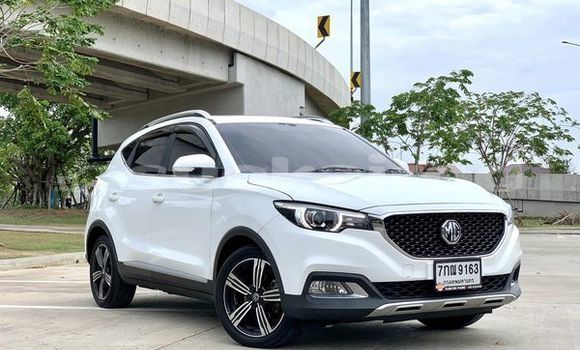 Buy Used MG ZS White Car in Bangkok in Bangkok Buy Used MG ZS White Car in Bangkok in Bangkok